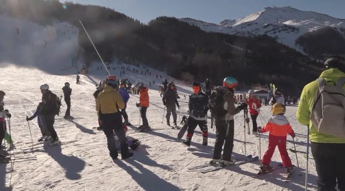 NEVE SUL CIMONE, 40 CENTIMETRI E PISTE APERTE: “GRANDE INIZIO DI STAGIONE”