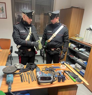 TENTATO FURTO AL LIDL DI FINALE EMILIA, 64ENNE IN MANETTE