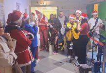 NATALE IN PEDIATRIA: GIOCATTOLI E SORRISI PER I PICCOLI PAZIENTI