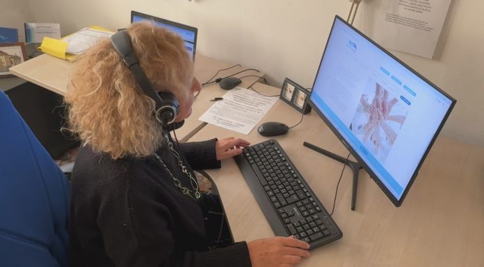 TELEFONO AMICO, OLTRE 5MILA CHIAMATE PER NON SENTIRSI SOLI