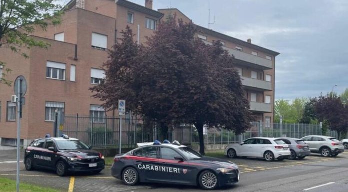 TENTATO FURTO IN UN IPERMERCATO, ARRESTATA 26ENNE ROMENA