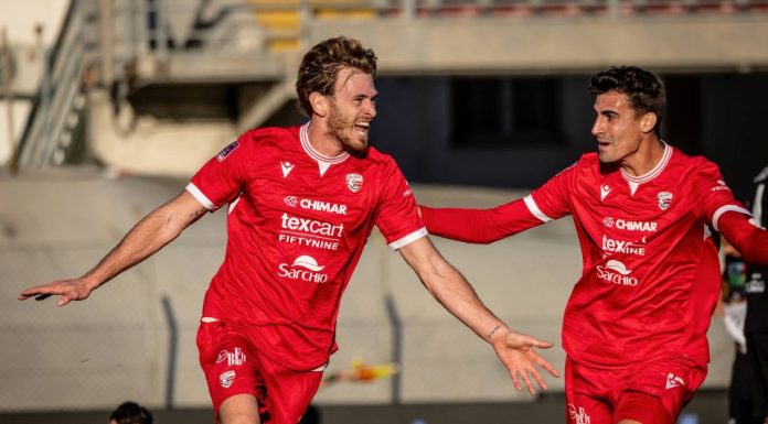 CALCIO CARPI. LA VIS PESARO RIACCIUFFA I BIANCOROSSI NEL FINALE