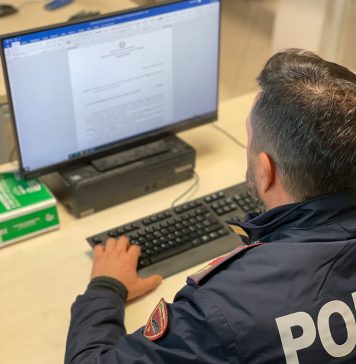 POLIZIA DI STATO, 25ENNE DENUNCIATO PER DANNEGGIAMENTO