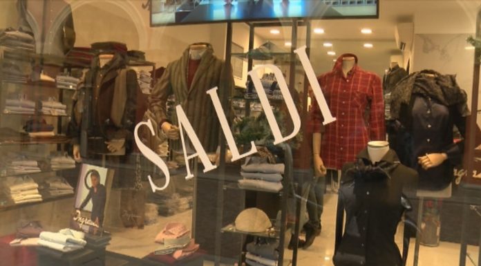 AL VIA I SALDI, L’ABBIGLIAMENTO SPINGE LA CORSA ALLO SHOPPING