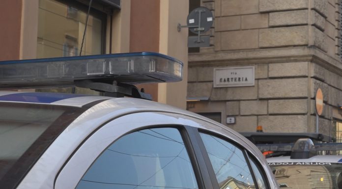 VIA CARTERIA, SGOMBERO PER OCCUPAZIONE ABUSIVA IN ALCUNI NEGOZI