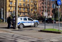 PIAZZA NATALE BRUNI, SCONTRO TRA AUTO E BICI: UN FERITO