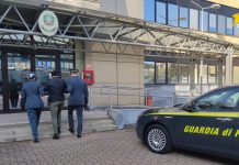 CAPORALATO NEL MODENESE, GUARDIA DI FINANZA ARRESTA CITTADINO PAKISTANO PER SFRUTTAMENTO DI 8 BRACCIANTI