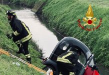 CASTELFRANCO, ANZIANO FINISCE NEL FOSSO CON LO SCOOTER ELETTRICO