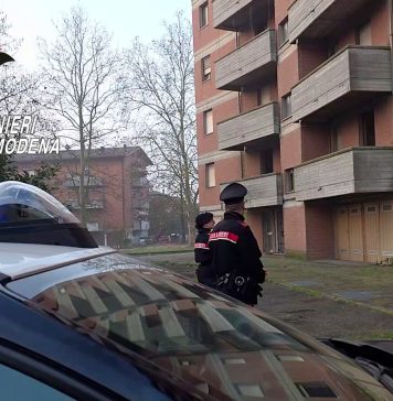 I CARABINIERI SEQUESTRANO UN MIX DI DROGHE E SOLDI CONTANTI. UN ARRESTO