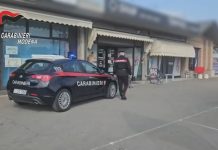 RAPINE AL CENTRO SCOMMESSE DI VIGNOLA: 5 INDAGATI, TRA LORO UNA DIPENDENTE “BASISTA”