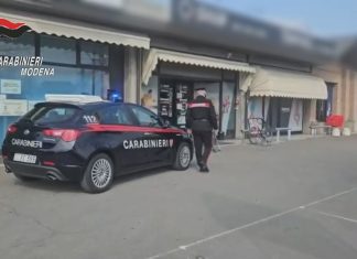RAPINE AL CENTRO SCOMMESSE DI VIGNOLA: 5 INDAGATI, TRA LORO UNA DIPENDENTE “BASISTA”