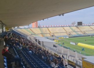 MODENA CALCIO, DOMENICA DI SOSTA, SEDUTA A PORTE APERTE AL BRAGLIA