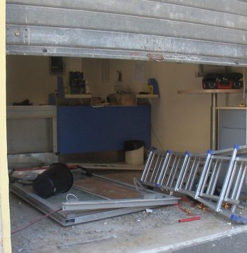 SPACCATA A SPILAMBERTO: AUTO USATA COME ARIETE PER ASSALTARE L’UFFICIO POSTALE