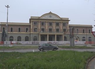 STAZIONE PICCOLA, “SCOPERTA” LA NUOVA FACCIATA RIQUALIFICATA