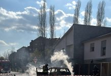 AUTO ELETTRICA IN FIAMME: PAURA TRA CASTELFRANCO E SAN CESARIO, NESSUN FERITO