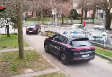 RICATTI ONLINE, DAI DOMICILIARI AL CARCERE: ARRESTATO L’HACKER DELLE INFLUENCER