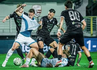 CARPI CALCIO. UN’AUTORETE ILLUDE, POI IL PINETO VINCE IN RIMONTA