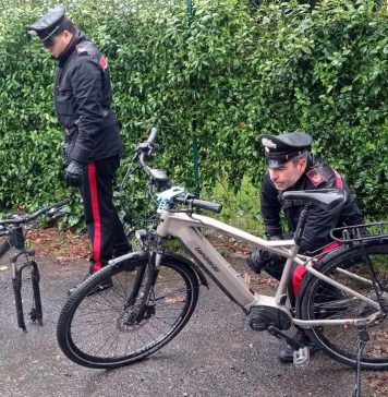 CARABINIERI, DENUNCIATI DUE STRANIERI PER RICETTAZIONE