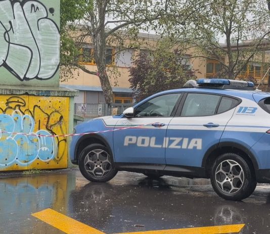 SCUOLE GALILEI, 30ENNE TROVATO MORTO ALL’ESTERNO DEL PLESSO: CHIUSI GLI ISTITUTI