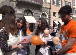 “NON SCUOTERLO”, BANCHI INFORMATIVI SULLA SINDROME DEL PIANTO VIOLA